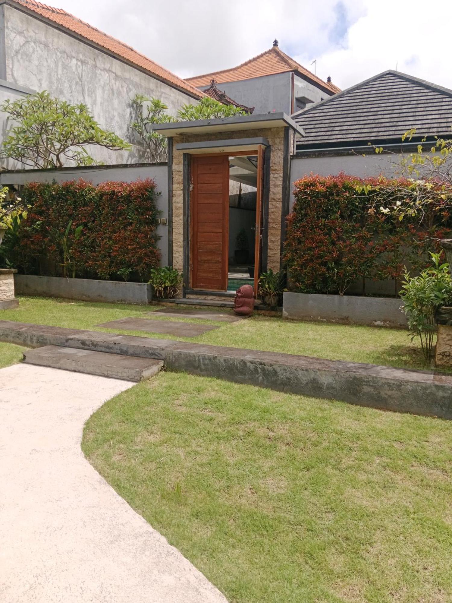 Muaya Villa Jimbaran  Exterior photo