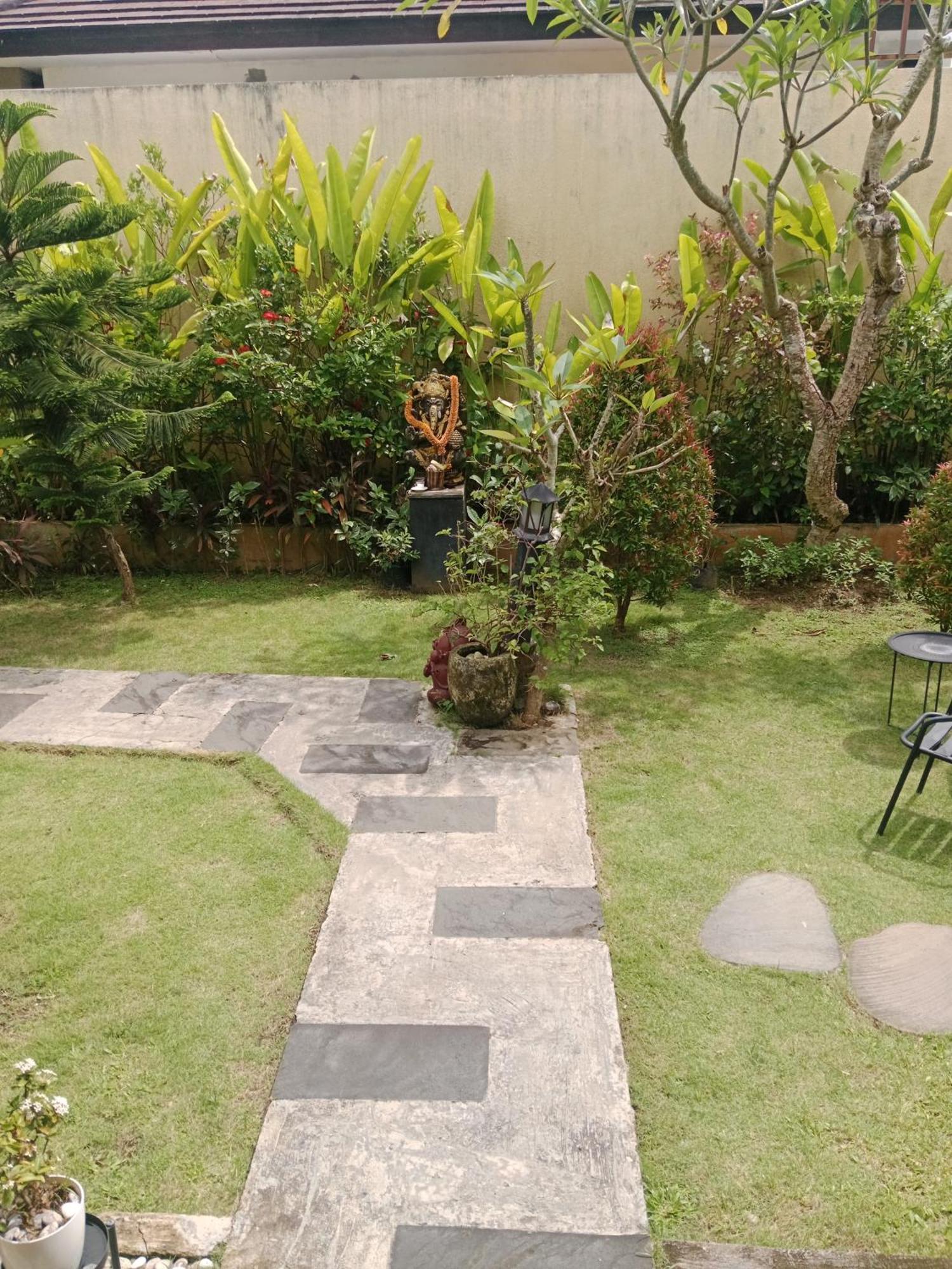 Muaya Villa Jimbaran  Exterior photo